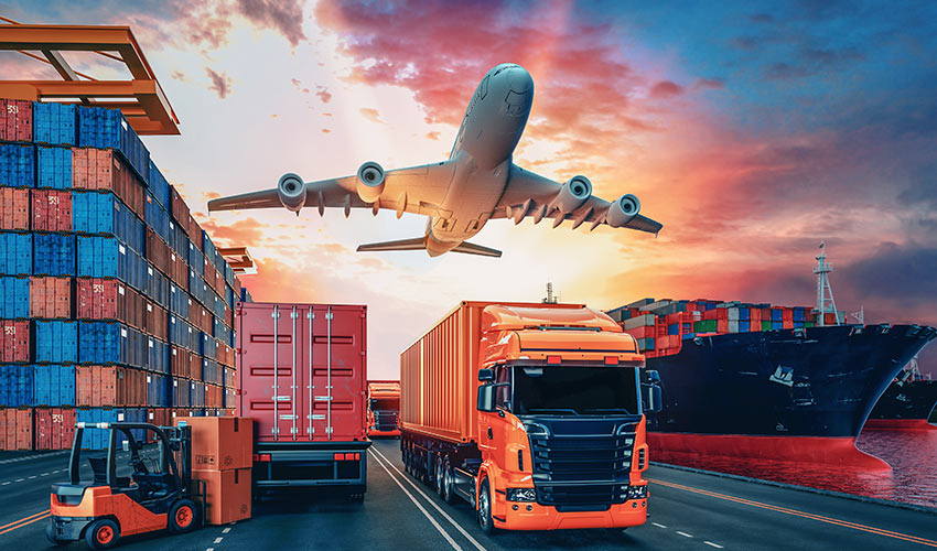 Züge, Lkw, Flugzeuge und Schiffe sind alle bereit, Container zu transportieren.